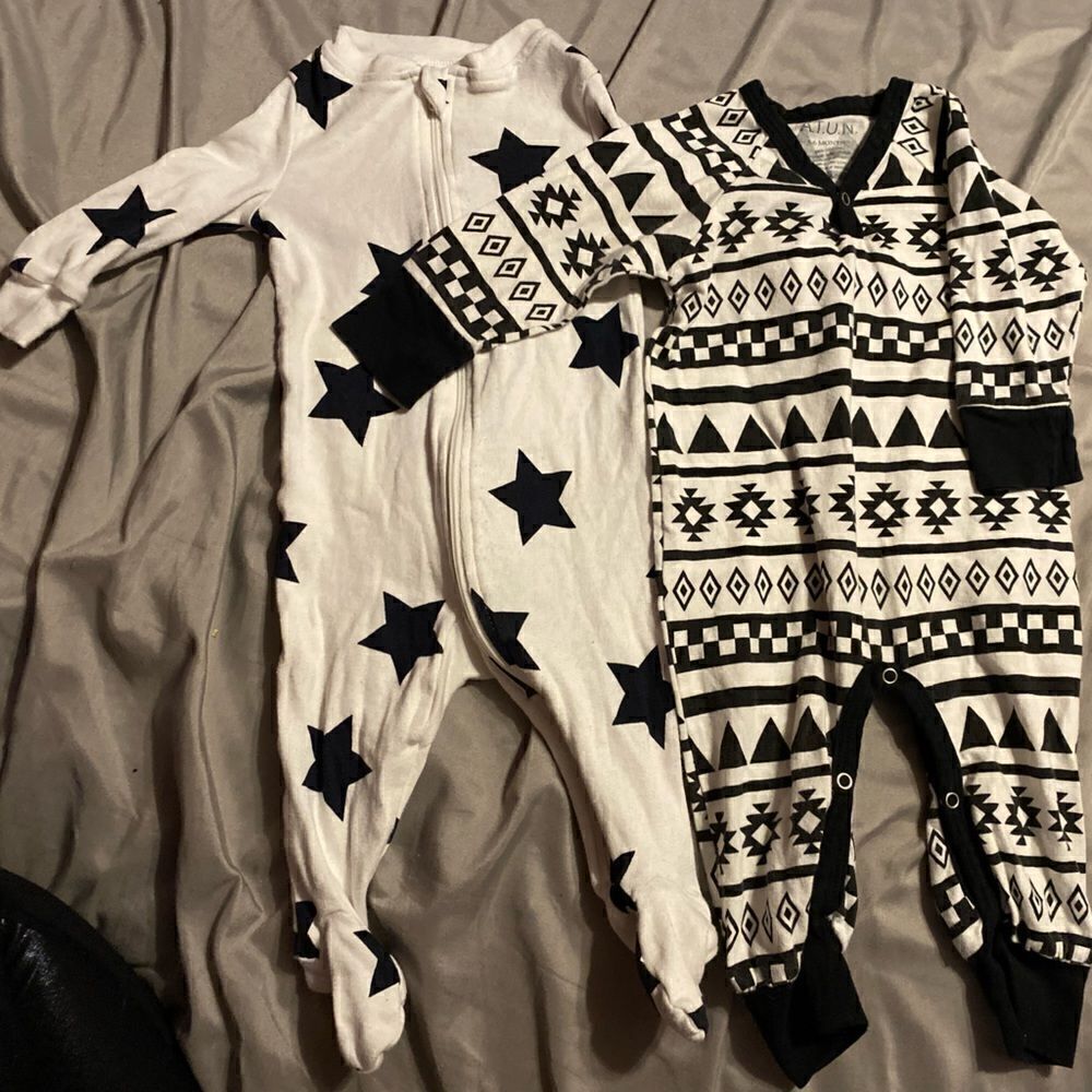 Bundle (2) Baby 3-6M Black & White Outfits